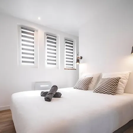 Appt Vue Sur Le Port De Caen/ Centre Premium דירה