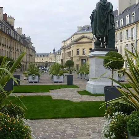 Appt Vue Sur Le Port De Caen/ Centre Premium דירה